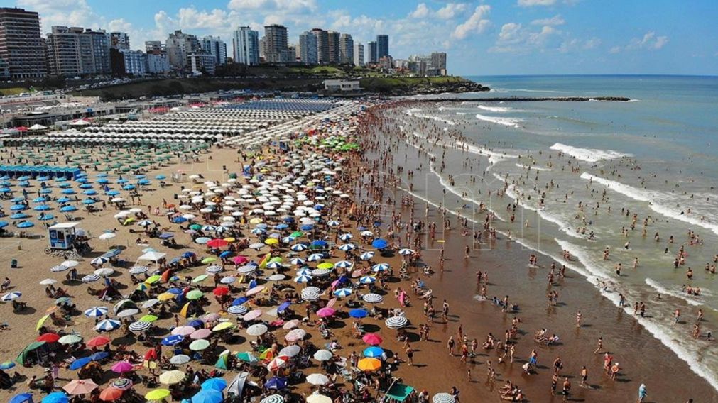 Mar del Plata es uno de los destinos más elegidos para pasar el fin de semana XXL (Archivo/Télam).