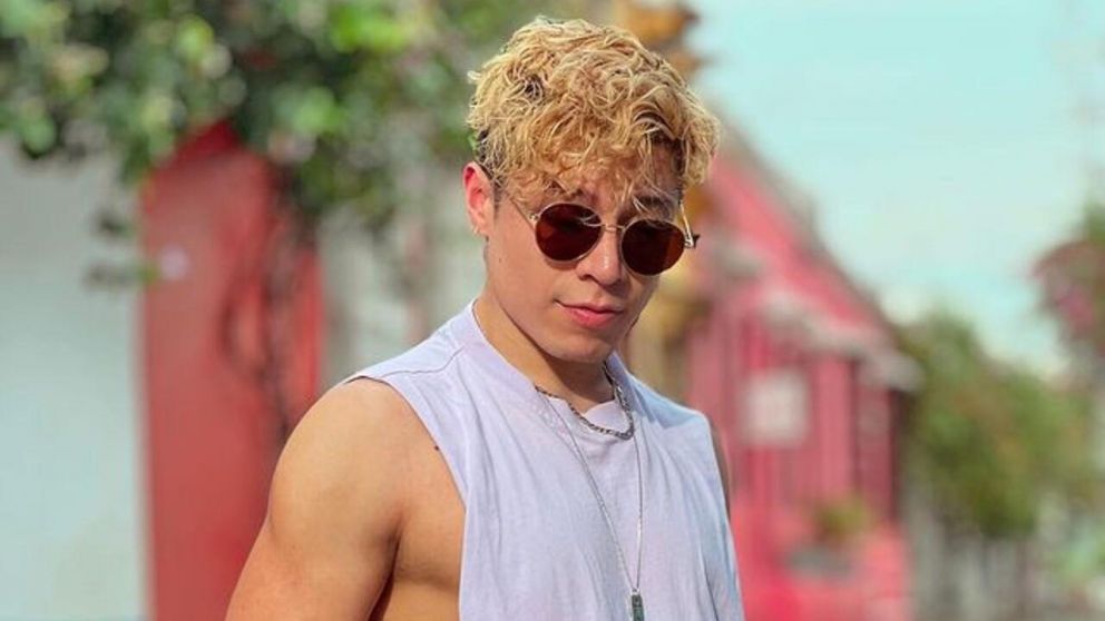 Influencer comi� gratis en un bar y termin� escrachado en las redes sociales.