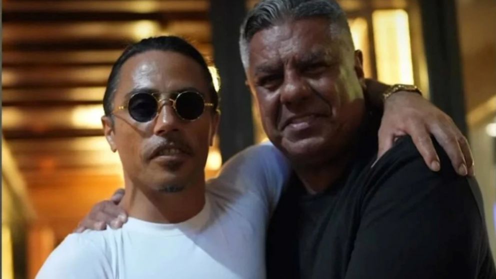 Chiqui Tapia visitó el restaurante de Salt Bae y el famoso chef cometió un insólito error que se hizo viral (Imagen Instagram).