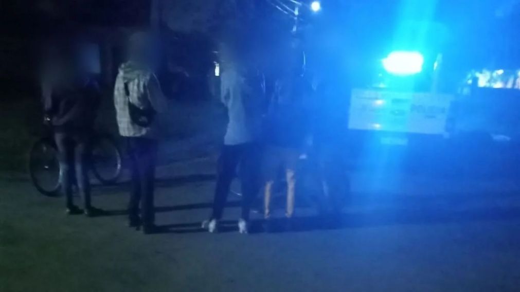 La policía llegó al lugar por el alerta de los vecinos.