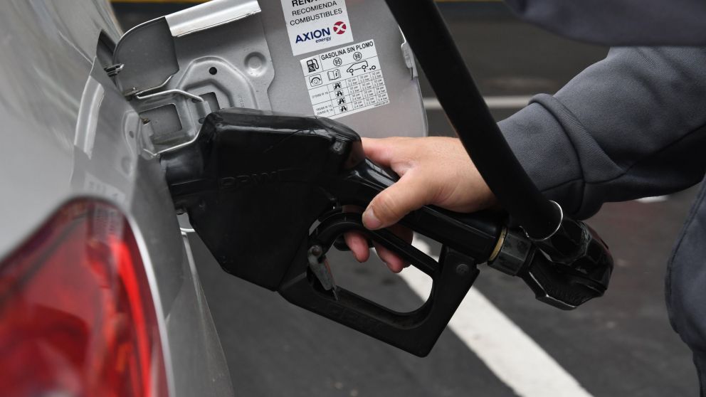 Sube el precio de la nafta y el gasoil: aumenta un 4% a partir de hoy (Imagen ilustrativa).