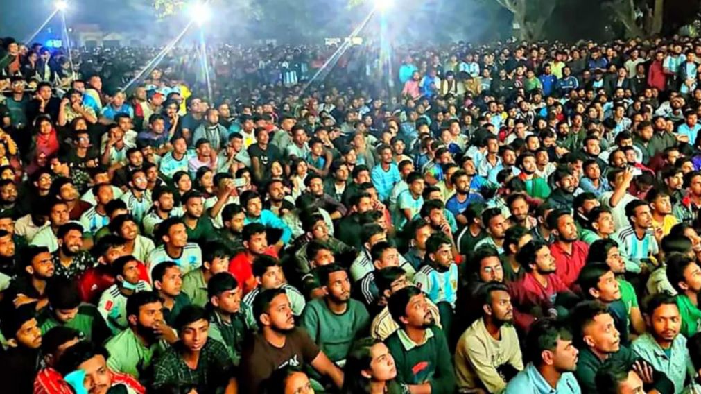 Otra vez, en Bangladesh se festejó la víctoria argentina en el Mundial (Twitter).