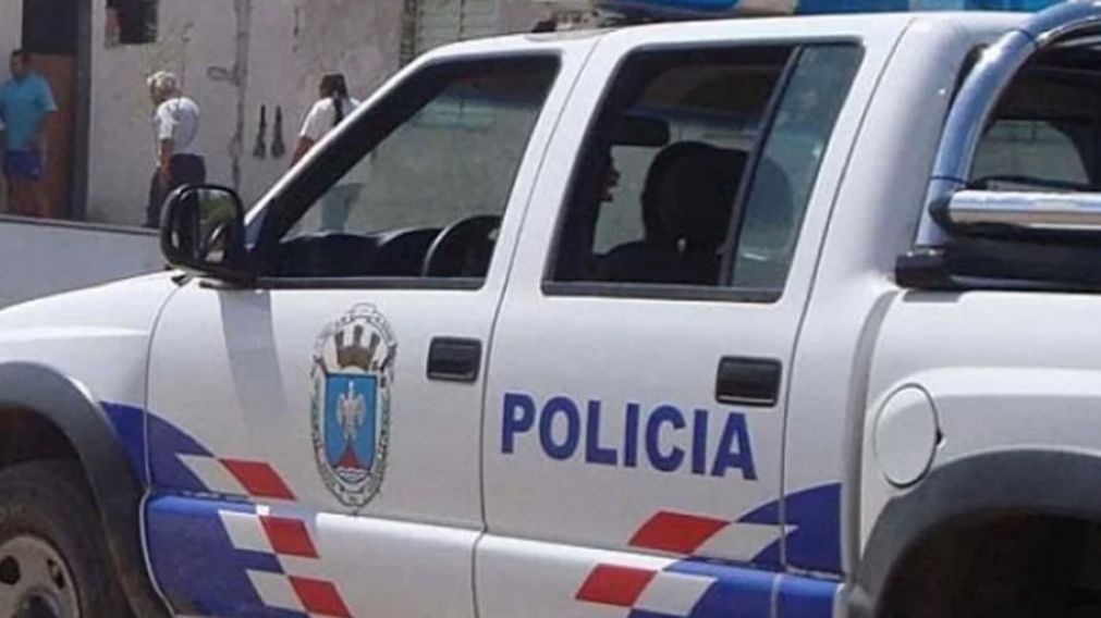 La policía trabajó en el lugar tras el alerta de los vecinos.