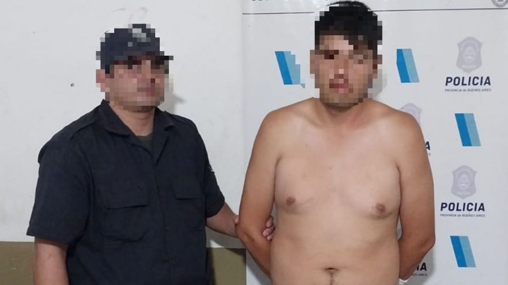 Un hombre fue detenido acusado de atacar a su pareja con una escoba.