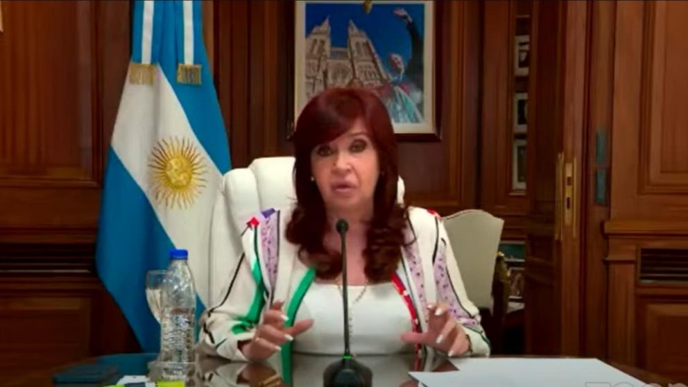 Cristina Kirchner pronunció sus palabras finales ante el Tribunal Oral Federal 2 (Captura).