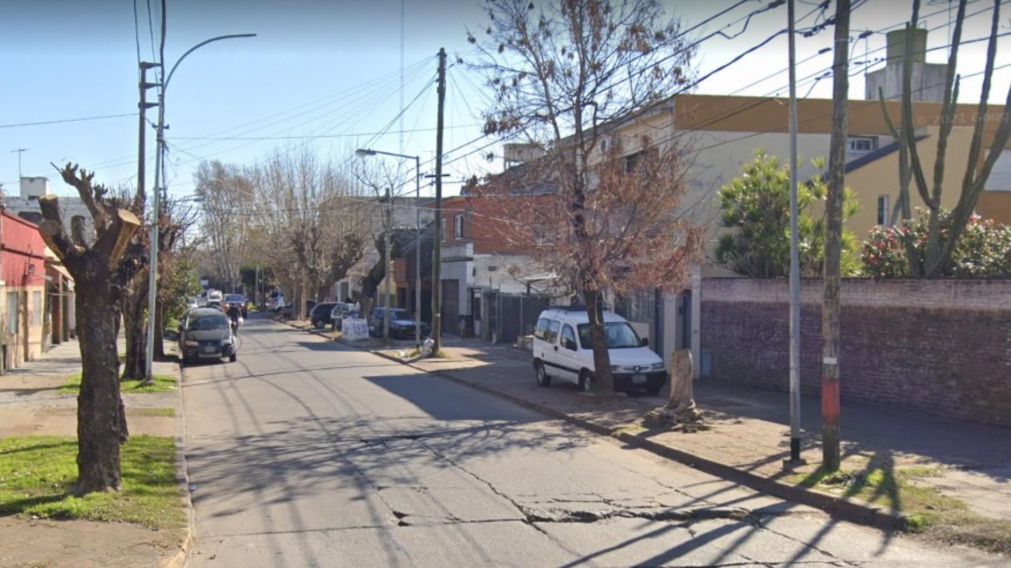 Ac�, en este vecindario, sucedi� el tremendo episodio.