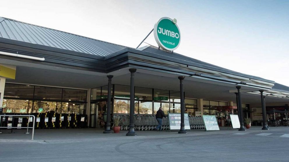 Jumbo busca sumar empleados con pocos requisitos a sus filas: conocé las vacantes y cómo postularse