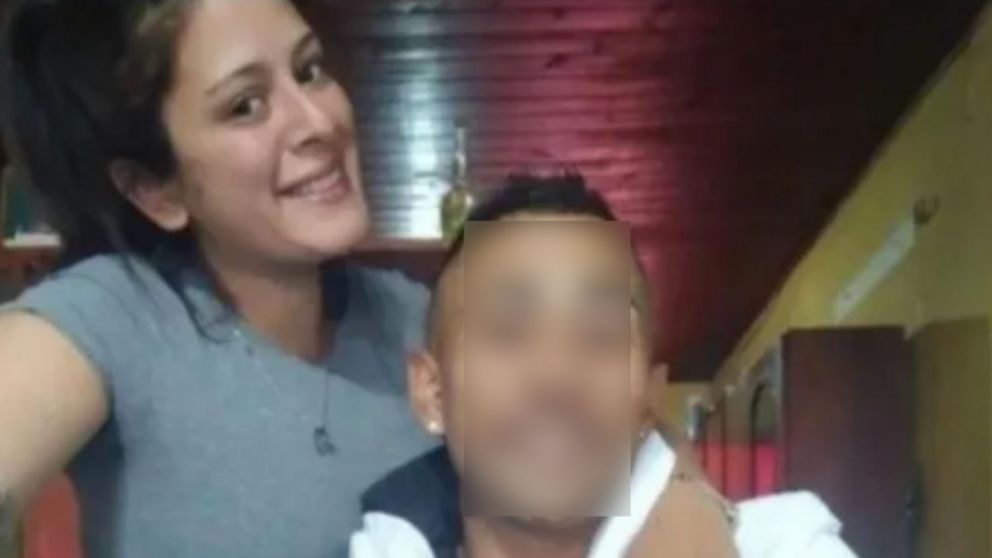 Eliana Pacheco junto a quien era su pareja, Maximilano Videla.