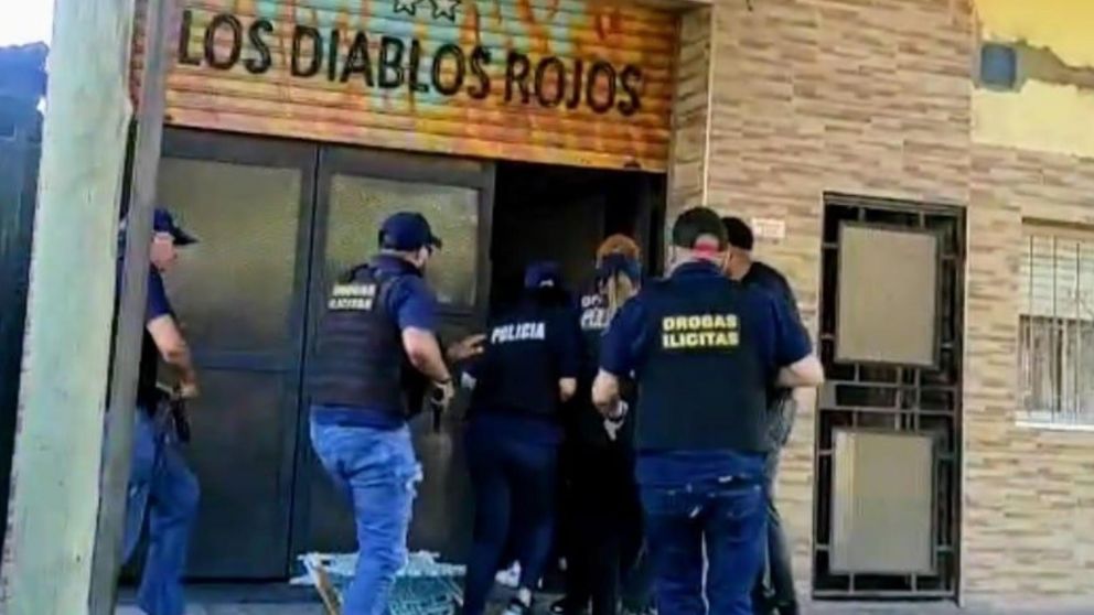 De esta manera, los investigadores policiales concretaron el procedimiento.