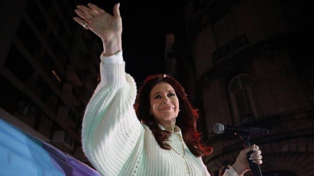 Los abogados de Cristina Kirchner pedir�n nuevamente este mi�rcoles la recusaci�n de la jueza Mar�a Eugenia Capuchetti (Gentileza @CFKArgentina/Twitter).