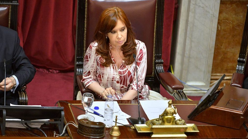 La vicepresidenta Cristina Kirchner pidi� que se confirme la decisi�n de cerrar esta causa por inexistencia de delito.
