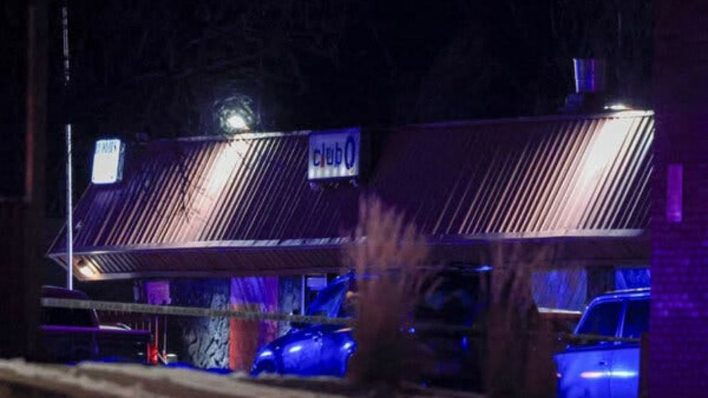 La masacre dejó un saldo de 5 muertos y 25 heridos.