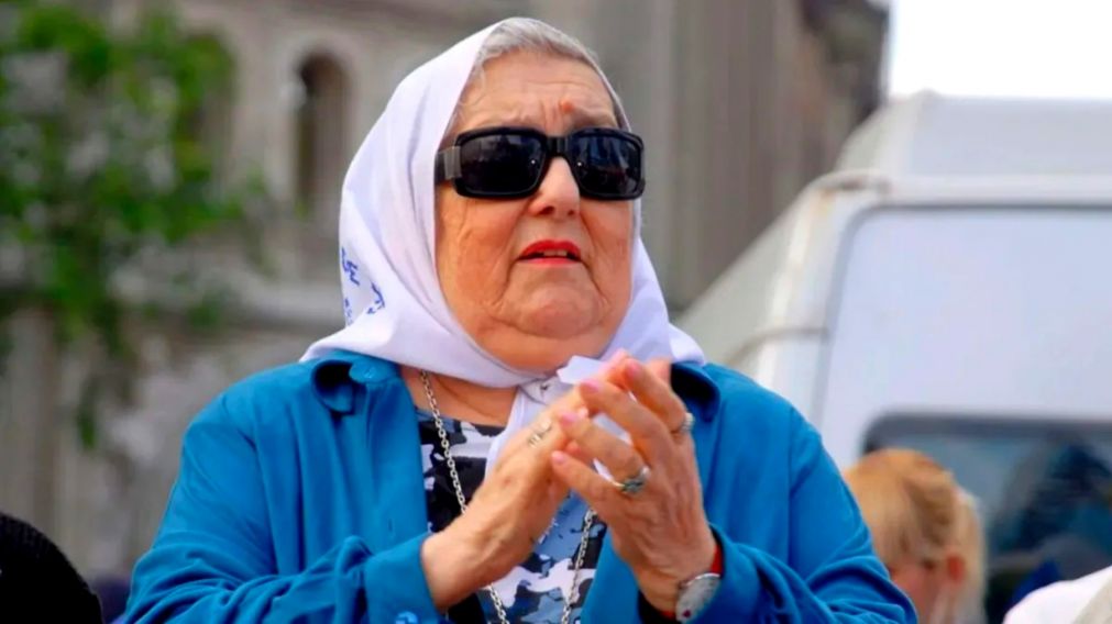 Las cenizas de Hebe de Bonafini descansarán en el lugar donde comenzó su lucha.