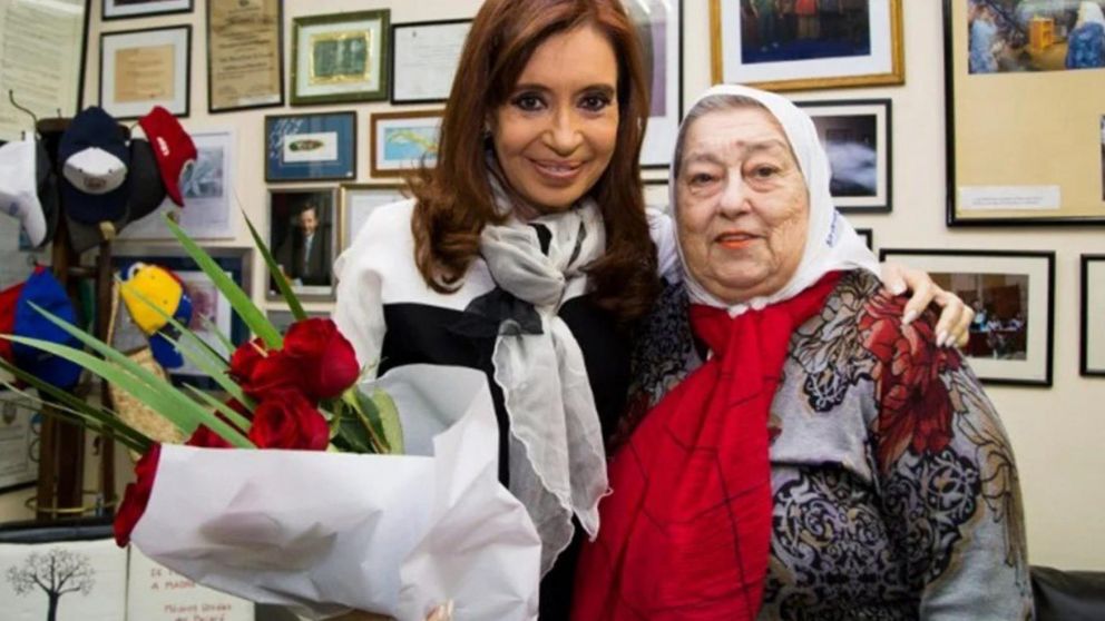 La ex presidenta escribió un sentido mensaje para despedir a Hebe.