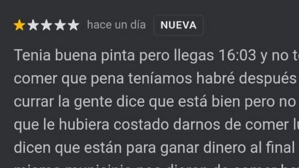 Llegó 3 minutos tarde a comer a un restaurante y no lo atendieron: hizo una furiosa reseña en las redes y los usuarios lo liquidaron