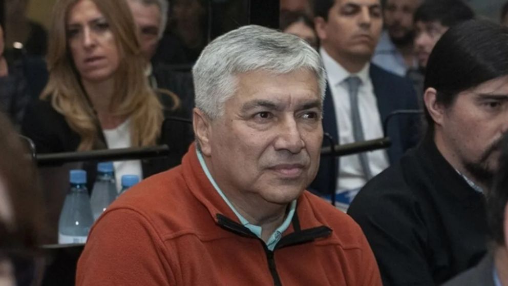 El defensor de Báez pidió su derecho a "dúplica" luego de escuchar la audiencia pasada las respuestas de los fiscales Diego Luciani y Sergio Mola a planteos de nulidad que realizó.