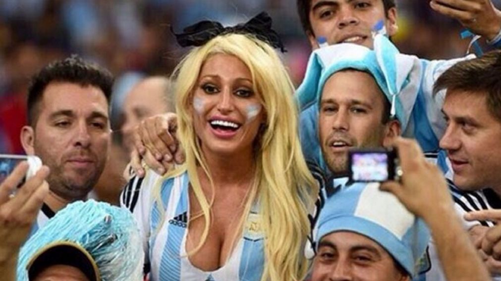 La insólita pregunta sobre el Mundial de Qatar volvió a circular el reconocido meme de Vicky Xipolitakis alentando a la selección.