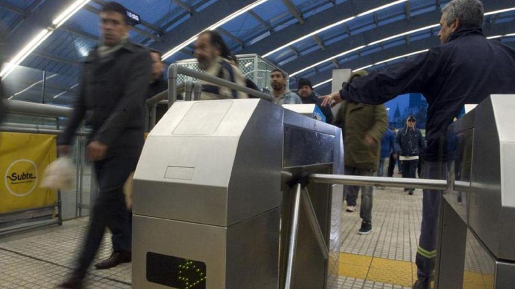 Paro de subtes: cómo llegar a destino a pesar de los cortes (Imagen ilustrativa).