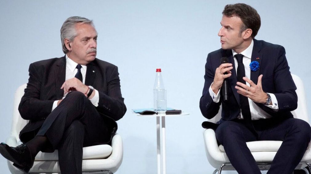 Alberto Fernández llegó a Francia este jueves como paso previo a lo que será la visita a Indonesia por la Cumbre del G20 (Twitter).