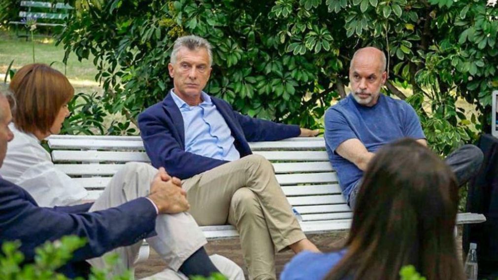 Mauricio Macri recibió a los diputados y otros referentes del PRO en su casa de Acassuso.