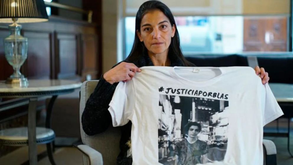 Soledad Laciar reclamando justicia para su hijo Blas Correas.