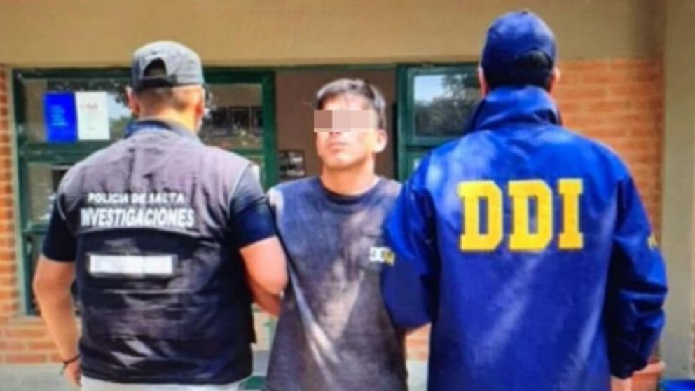 El músico sería el líder de una banda narcocriminal.