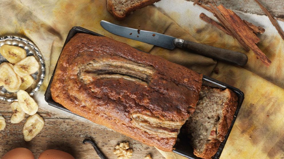 Paso a paso: cómo hacer un budín de banana split para chuparse los dedos.