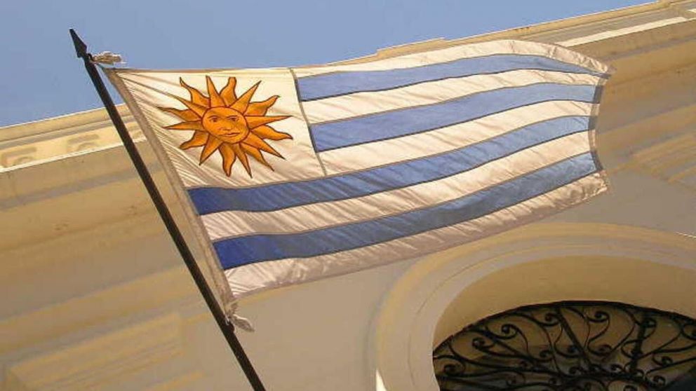 Empresas uruguayas buscan personal argentino: mirá los requisitos.