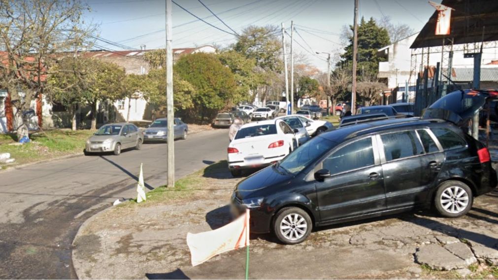Dos policías heridos de bala tras tirotearse con peligrosa banda que actúa encapuchada.