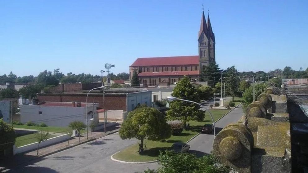 Escapada: la colonia que fue fundada por 15 familias alemanas de Rusia y que esconde una magn�fica iglesia.