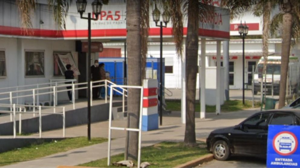 La muchacha, de 29 años, perdió la vida luego de ser conducida a este centro sanitario.