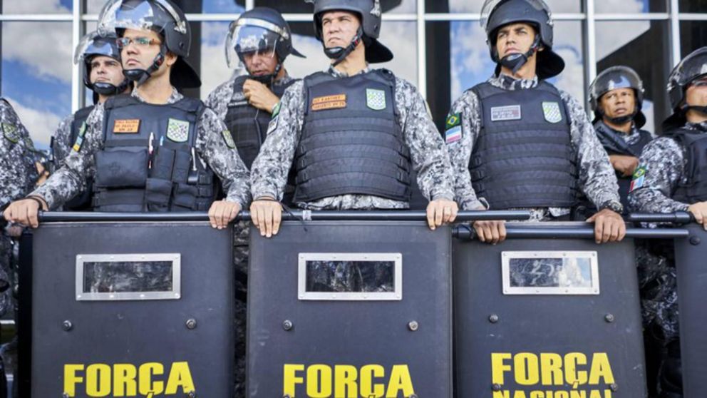 Elecciones y clima tenso: Tribunal Electoral brasileño ordenó cancelar todos los bloques de ruta armados por la policía.