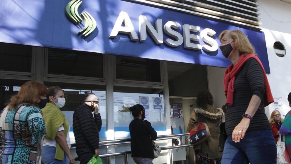 Bono de ANSES de $45.000: quiénes puede cobrar la primera cuota en noviembre (Imagen ilustrativa).