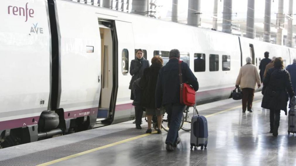 Unos amigos deberán pagar miles de dólares tras realizar una despedida de soltero en un tren (Imagen ilustrativa).