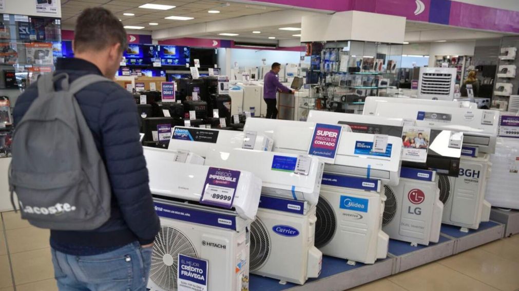 Entre los productos disponibles hay 273 modelos de televisores, celulares, aires acondicionados, heladeras y lavarropas, todos de fabricación nacional.