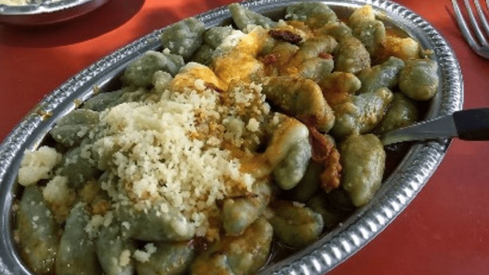 Escapada: el pueblo "poco conocido" que queda a una hora de CABA y tiene el bodegón con las mejores pastas italianas de la provincia