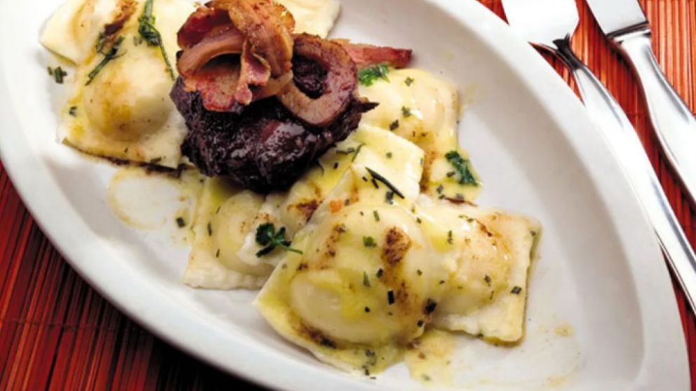 Ravioles de ossobuco y espinaca: una receta imperdible.