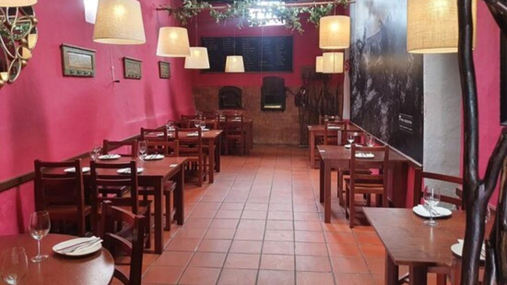 La maravillosa respuesta de restaurante a clienta que denunció "estafa" por la recomendación de un mozo.