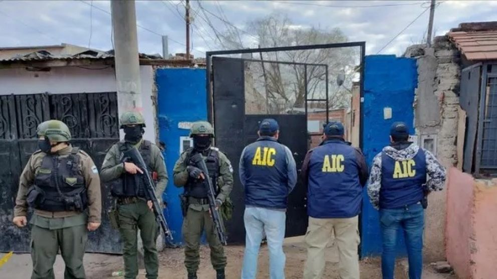 Rosario a sangre y fuego: �Qui�nes son "los monitos"? 