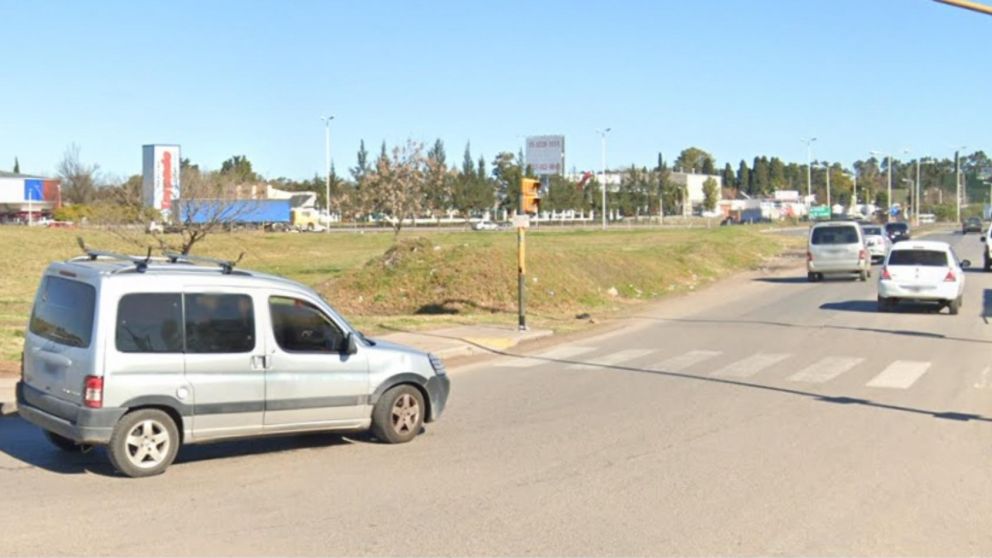 Acá, en esta zona, fue herida de bala la víctima del asalto.