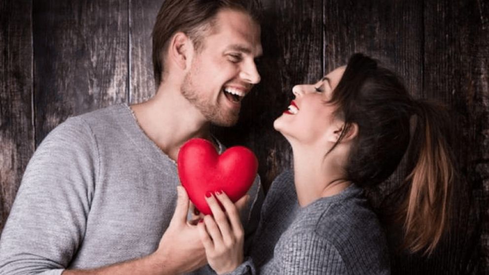 Cuál es la expectativa vs. la realidad de los signos cuando están en pareja.