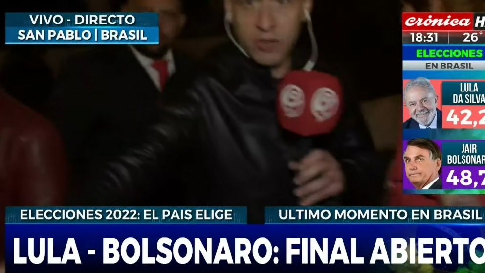 Tensión: Echaron al equipo de Crónica HD de un "fan fest" de Lula (Crónica HD).