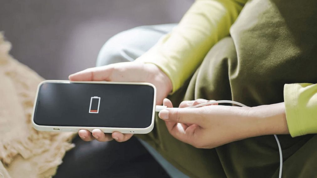 Los mejores trucos para que la batería del celular dure más tiempo.