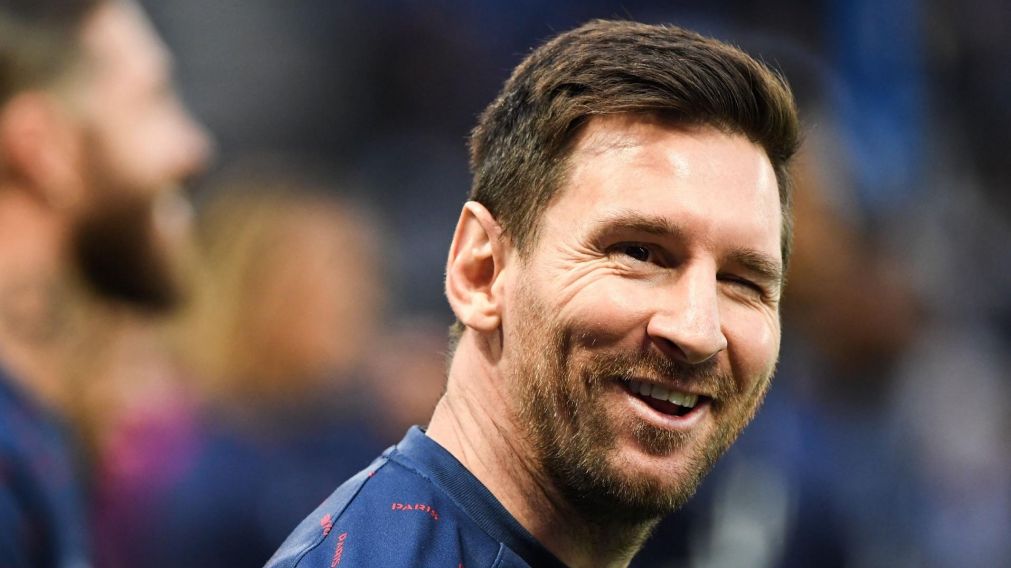 Lionel Messi le "hizo un gui�o" a un nene en Rosario (Archivo).