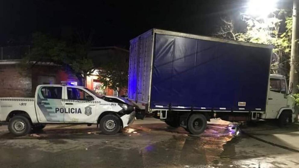 Un ladrón que fue detenido en junio tras robar un micro escolar fue perseguido por llevarse un camión.