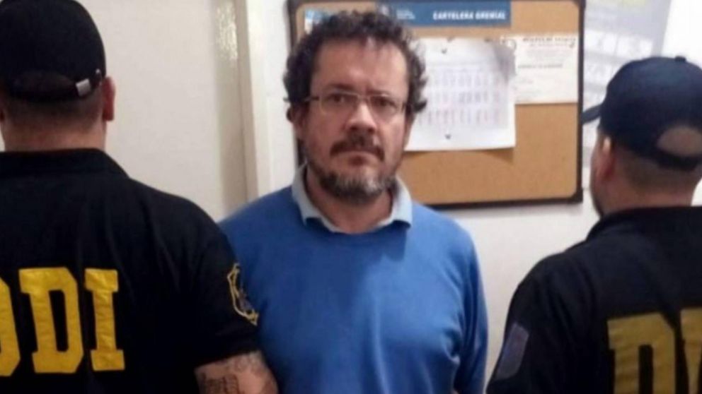 El doble parricida, Del Río se declaró otra vez inocente ante los fiscales tras 4 horas de indagatoria.
