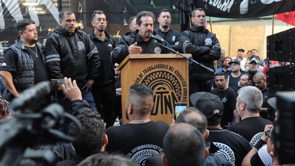 El Sindicato Único de Trabajadores del Neumático Argentino (Sutna), que lidera Alejandro Crespo (Télam).