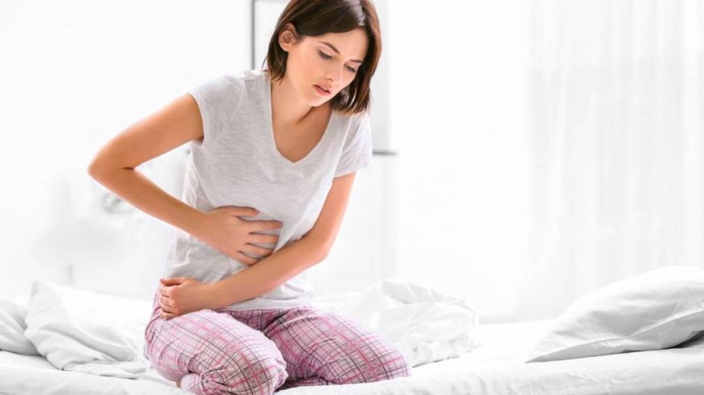 Fue al hospital por un fuerte dolor abdominal y casi muerte tras cometer un grave error (Imagen ilustrativa).