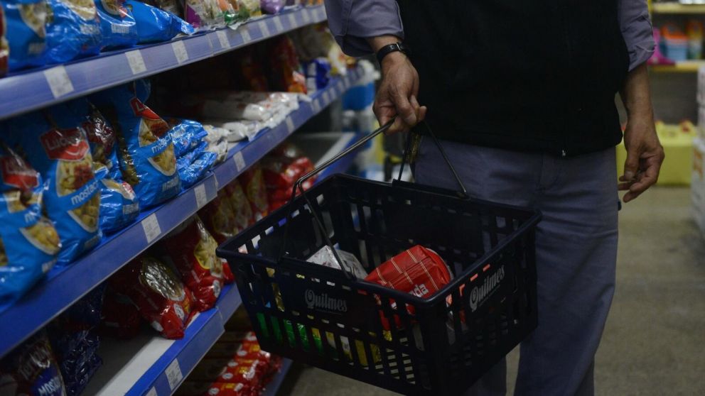 Este miércoles el INDEC dará a conocer cuál fue la inflación del mes de agosto en Argentina (Crónica/Hernán Nersesian).
