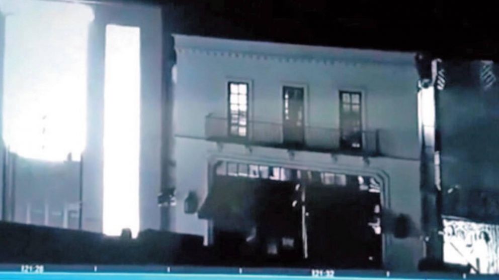 ¿Así entidad se pasea por un shopping?.